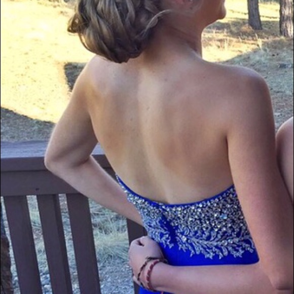 Prom dress - Picture 3 of 4
